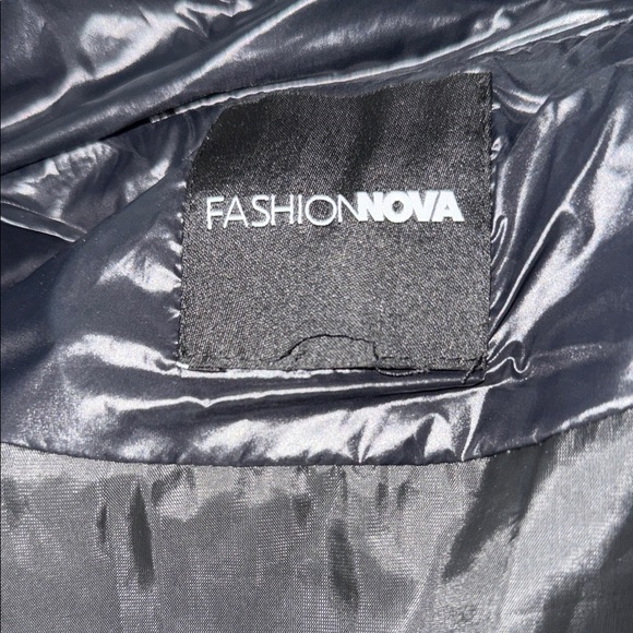 Fashion Nova Black Puffer Coat - Picture 2 of 7